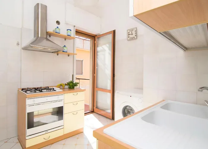 Floor By Interhome Sorrento