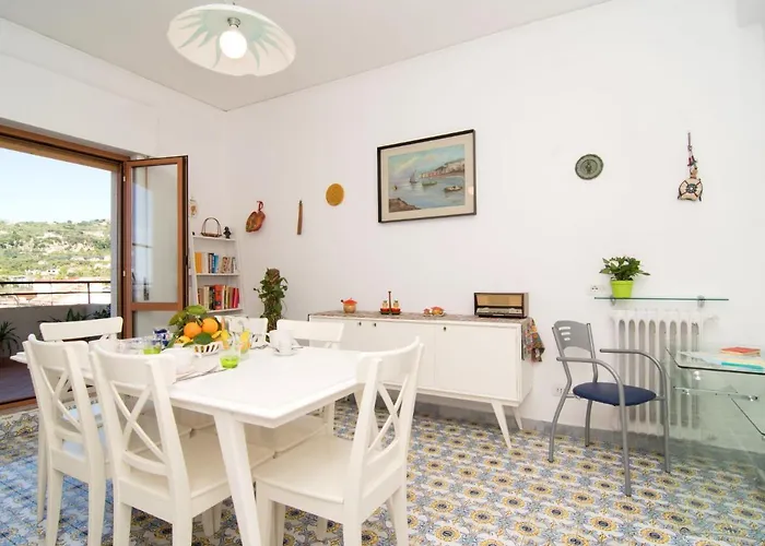 Floor By Interhome Апартаменты Сорренто